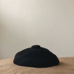 Black Wool Beret
